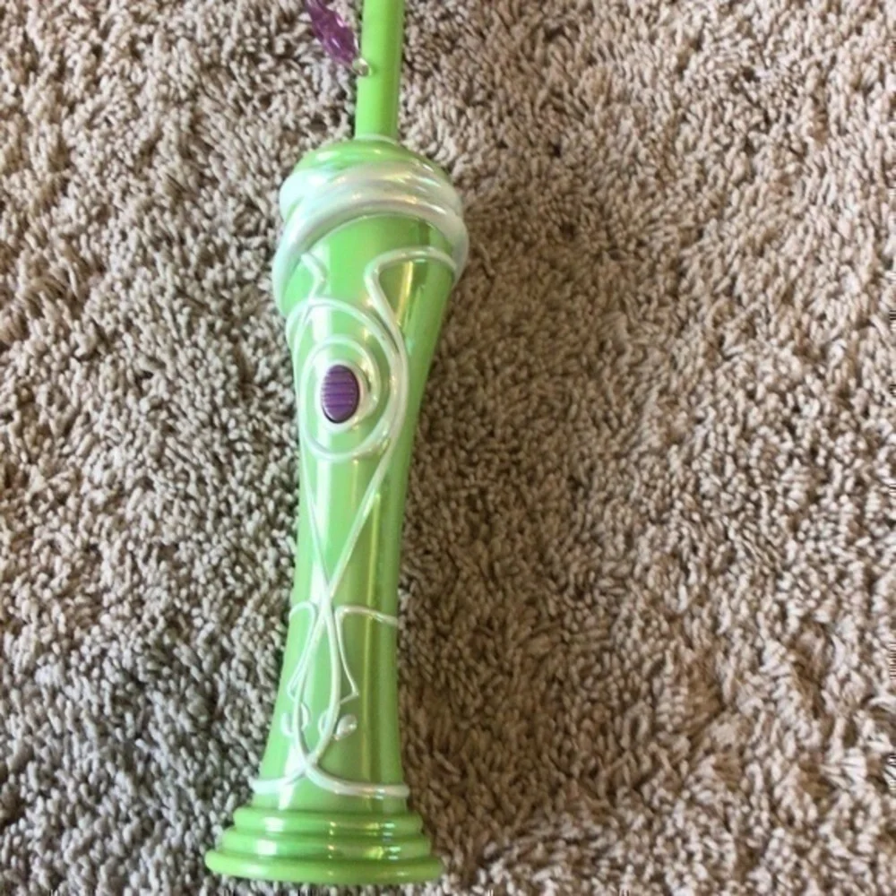 Tinker bell Disney on Ice light up spinner wand - Picture 4 of 10
